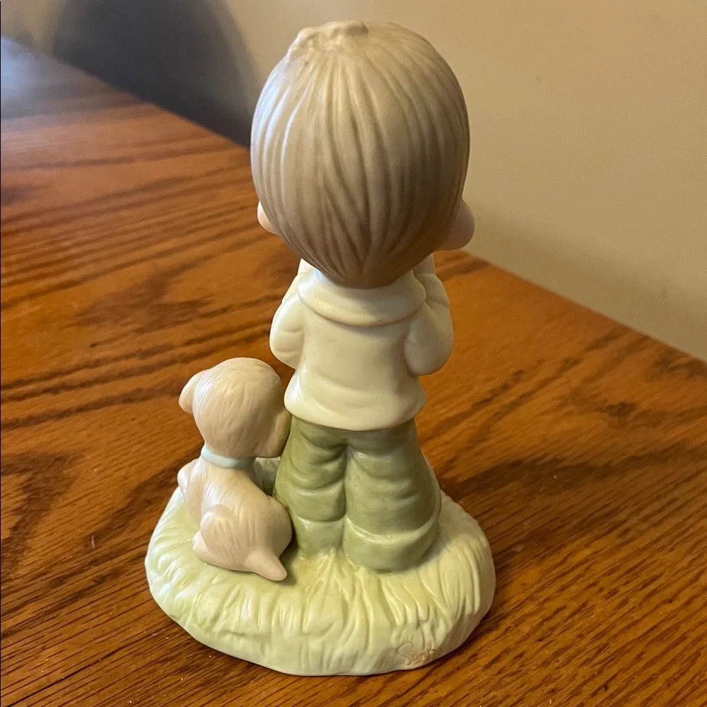 Precious Moment Figurine “God Understands”